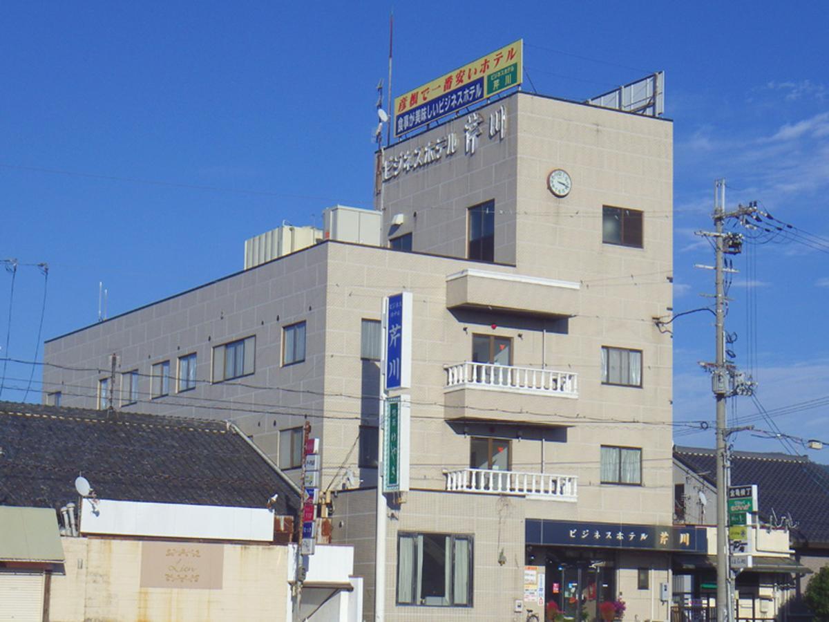 היקונה Business Hotel Serikawa מראה חיצוני תמונה