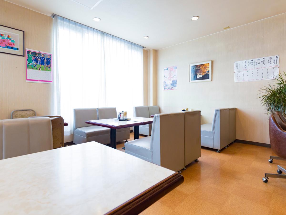 היקונה Business Hotel Serikawa מראה חיצוני תמונה
